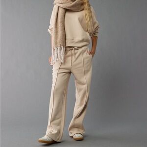 American Eagle Women's Beige Sweatpants